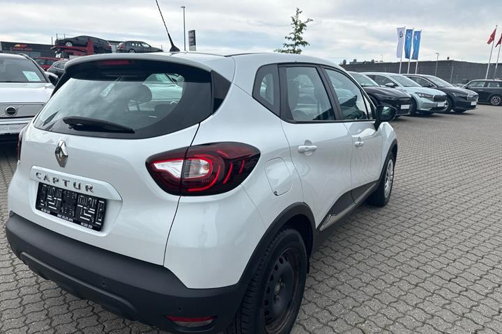 Hvid Renault Captur fra 2018