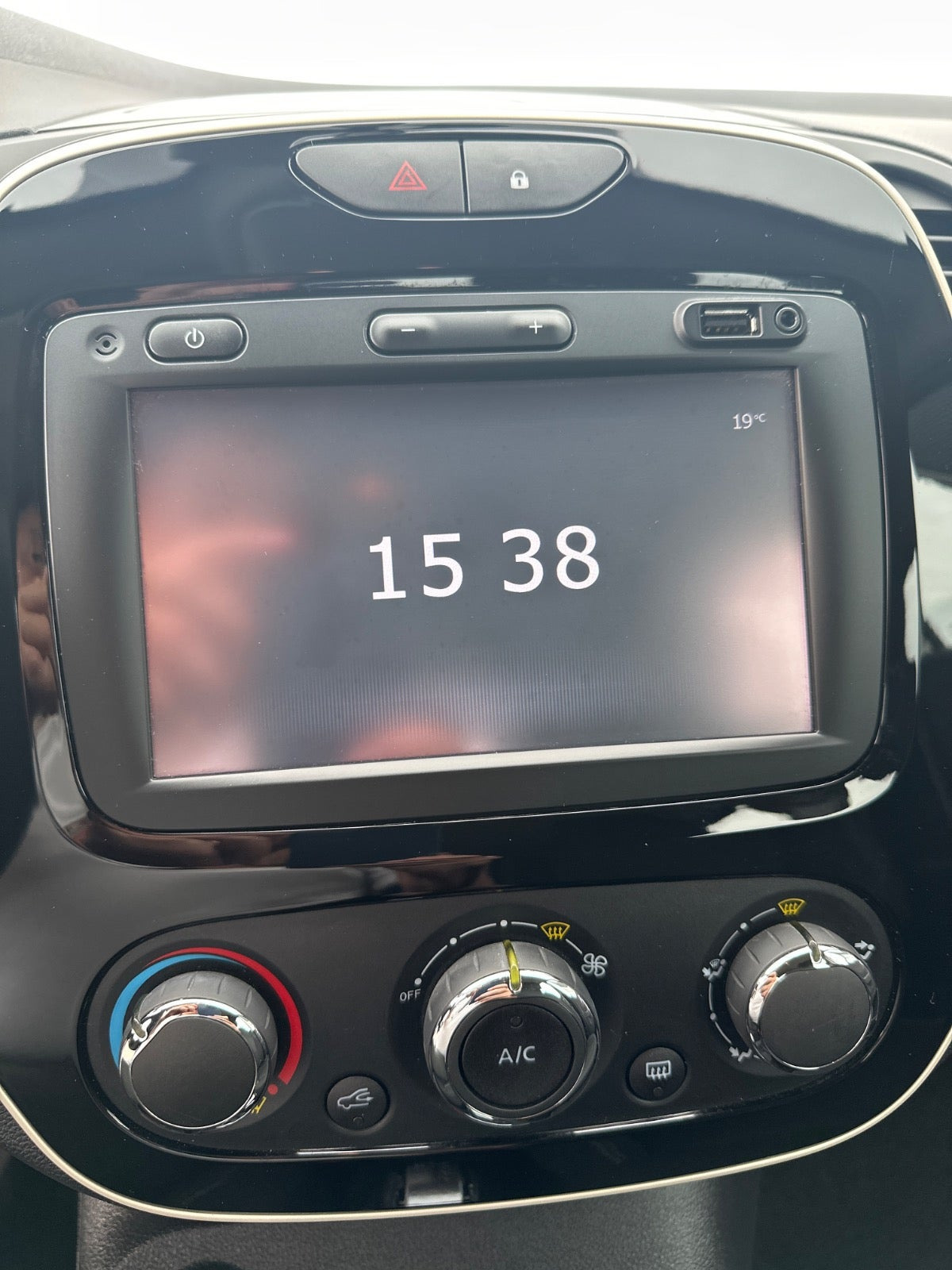Hvid Renault Captur fra 2018