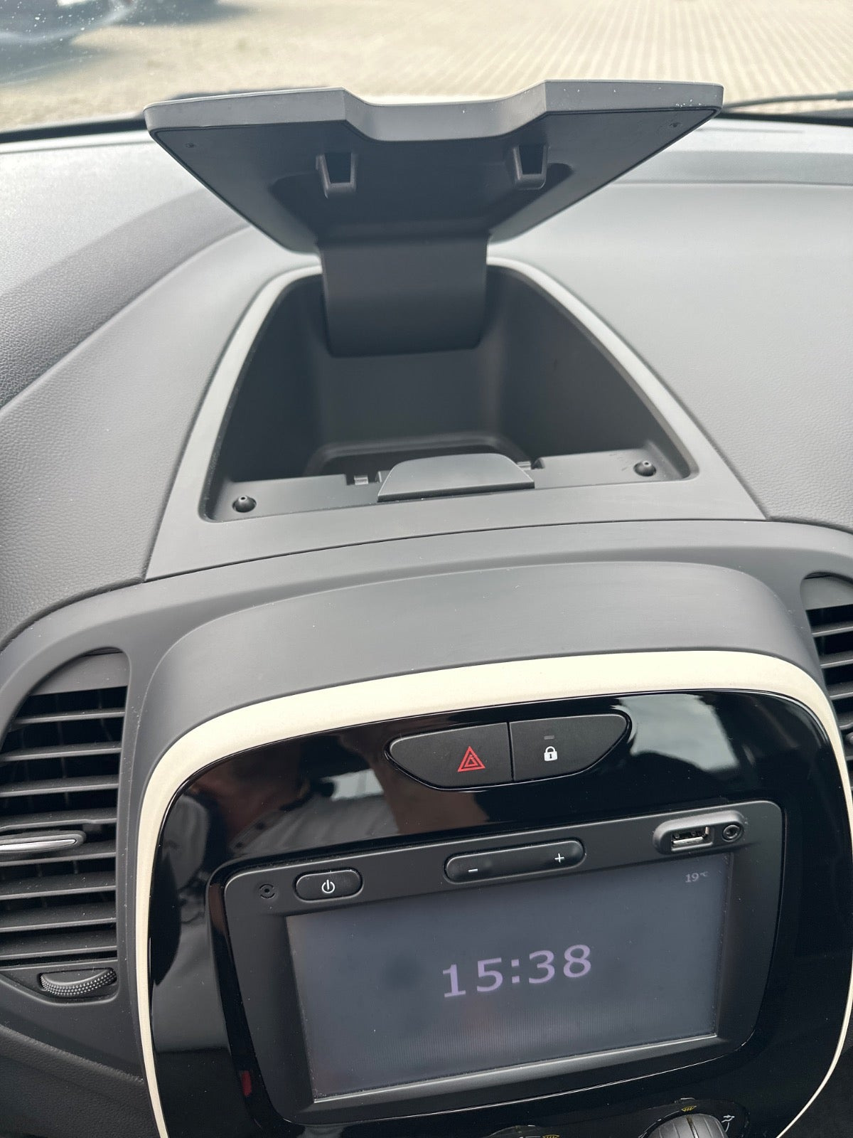 Hvid Renault Captur fra 2018