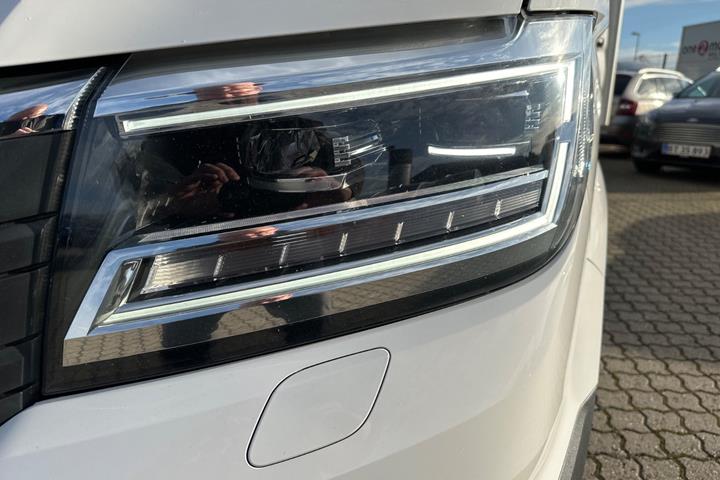 Hvid VW Crafter 35 fra 2020
