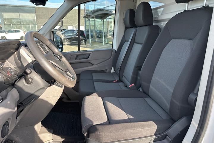 Hvid VW Crafter 35 fra 2020