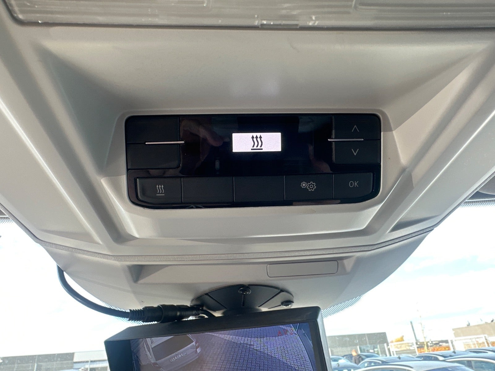 Hvid VW Crafter 35 fra 2020