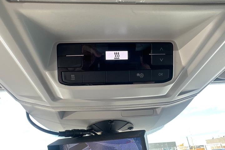 Hvid VW Crafter 35 fra 2020