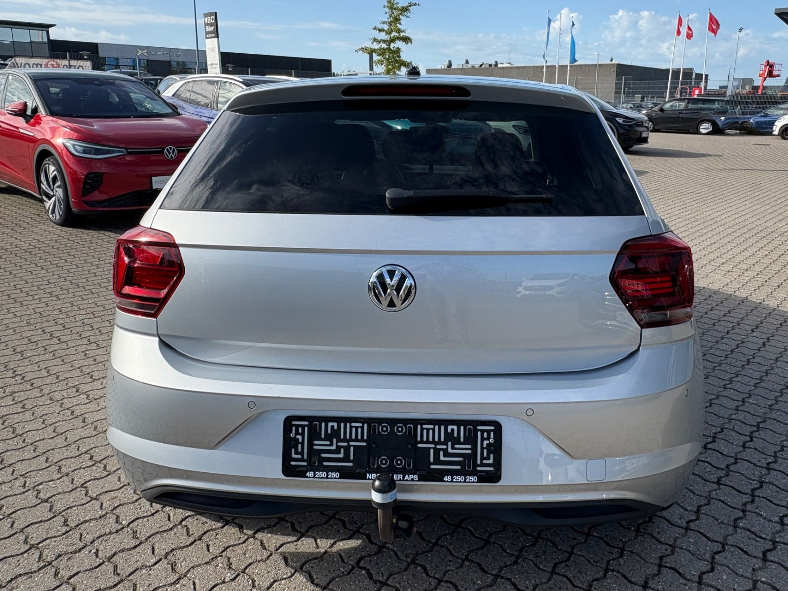 Sølv VW Polo fra 2018