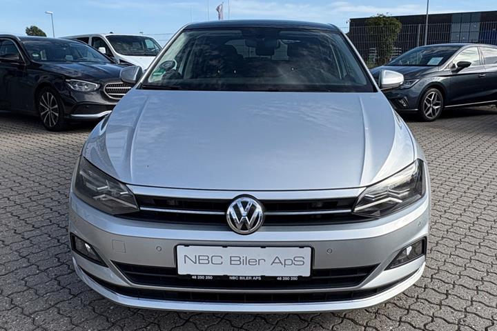 Sølv VW Polo fra 2018