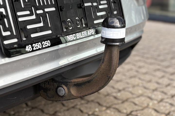 Sølv VW Polo fra 2018