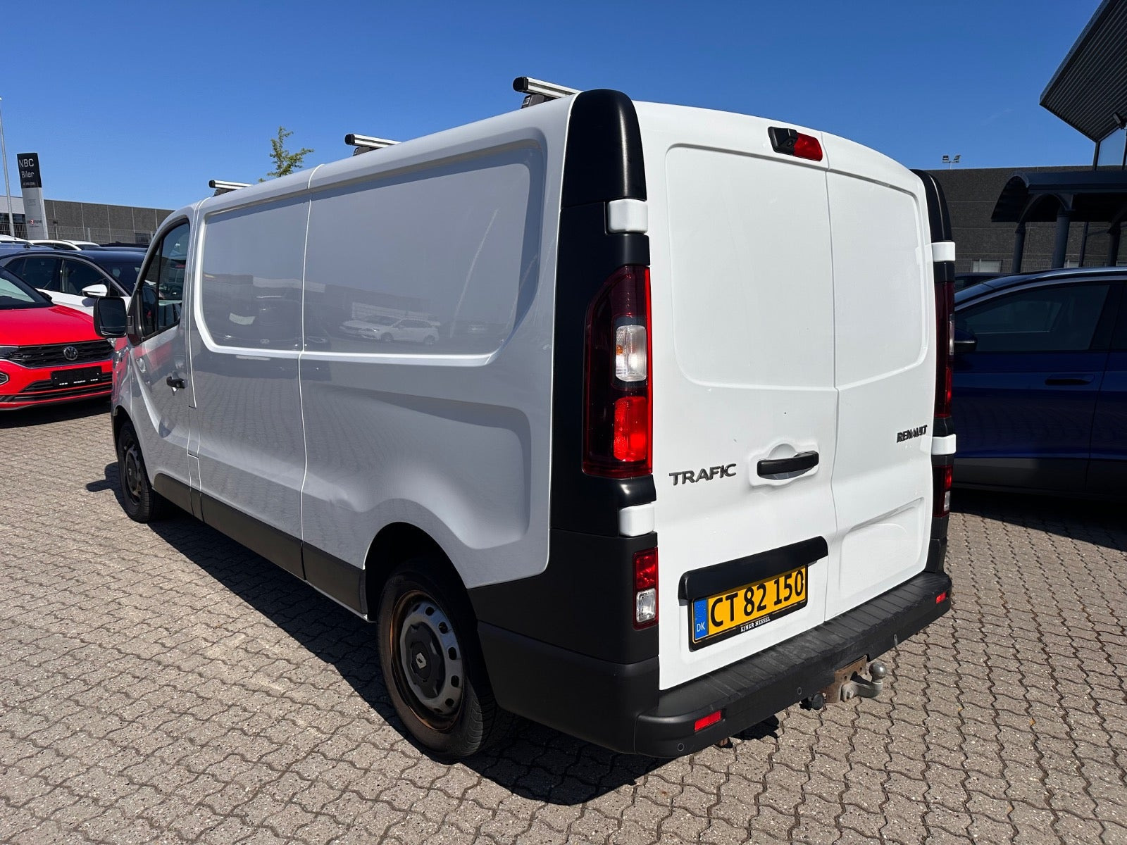 Hvid Renault Trafic T29 fra 2019