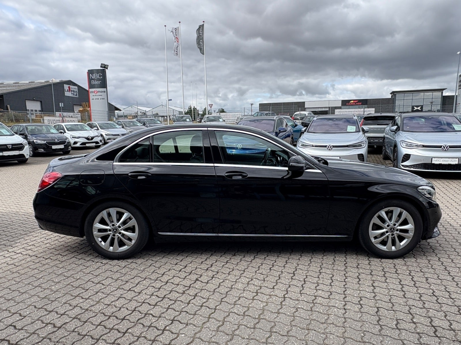 Sort Mercedes C220 d fra 2020