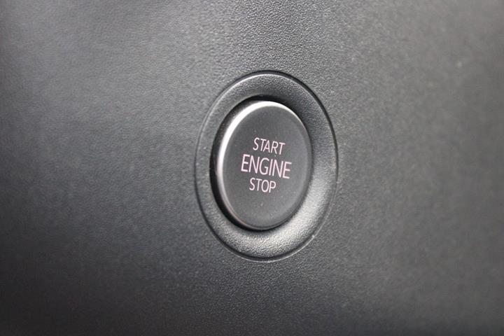 Grå VW ID.4 fra 2022