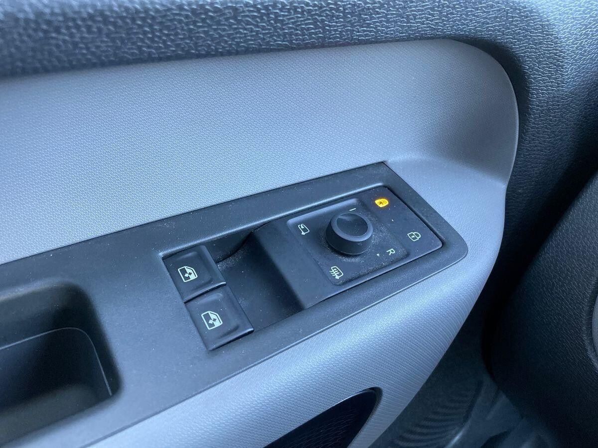 Sølv VW ID.Buzz fra 2024