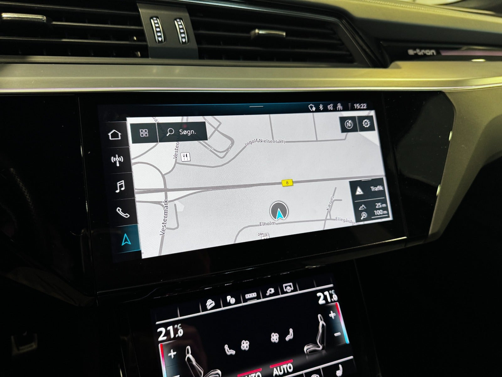 Brun Audi Q8 e-tron fra 2024