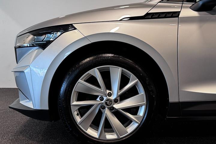 Sølv Skoda Enyaq fra 2023