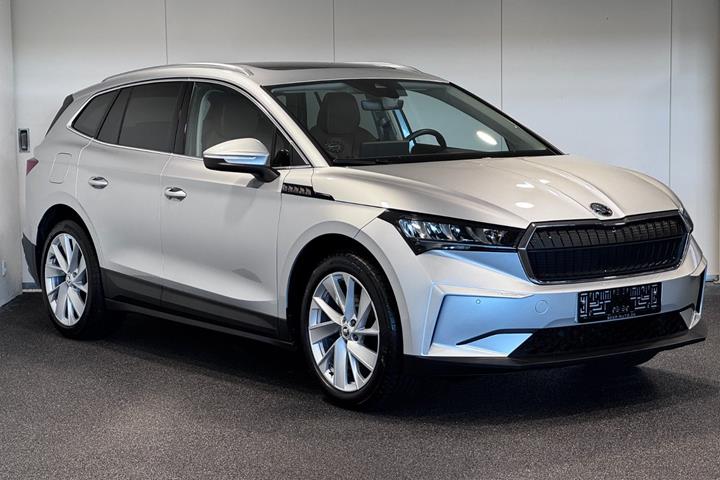 Sølv Skoda Enyaq fra 2023