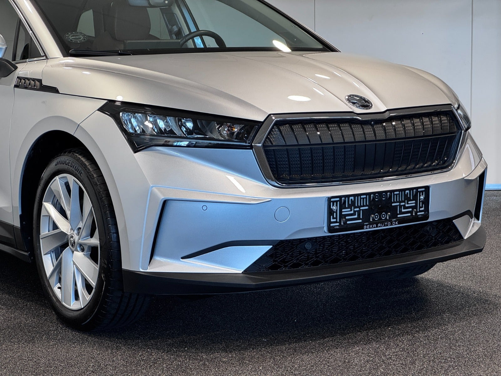 Sølv Skoda Enyaq fra 2023