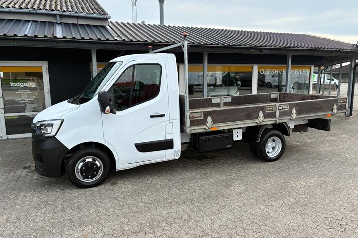 Hvid Renault Master IV T35 fra 2020