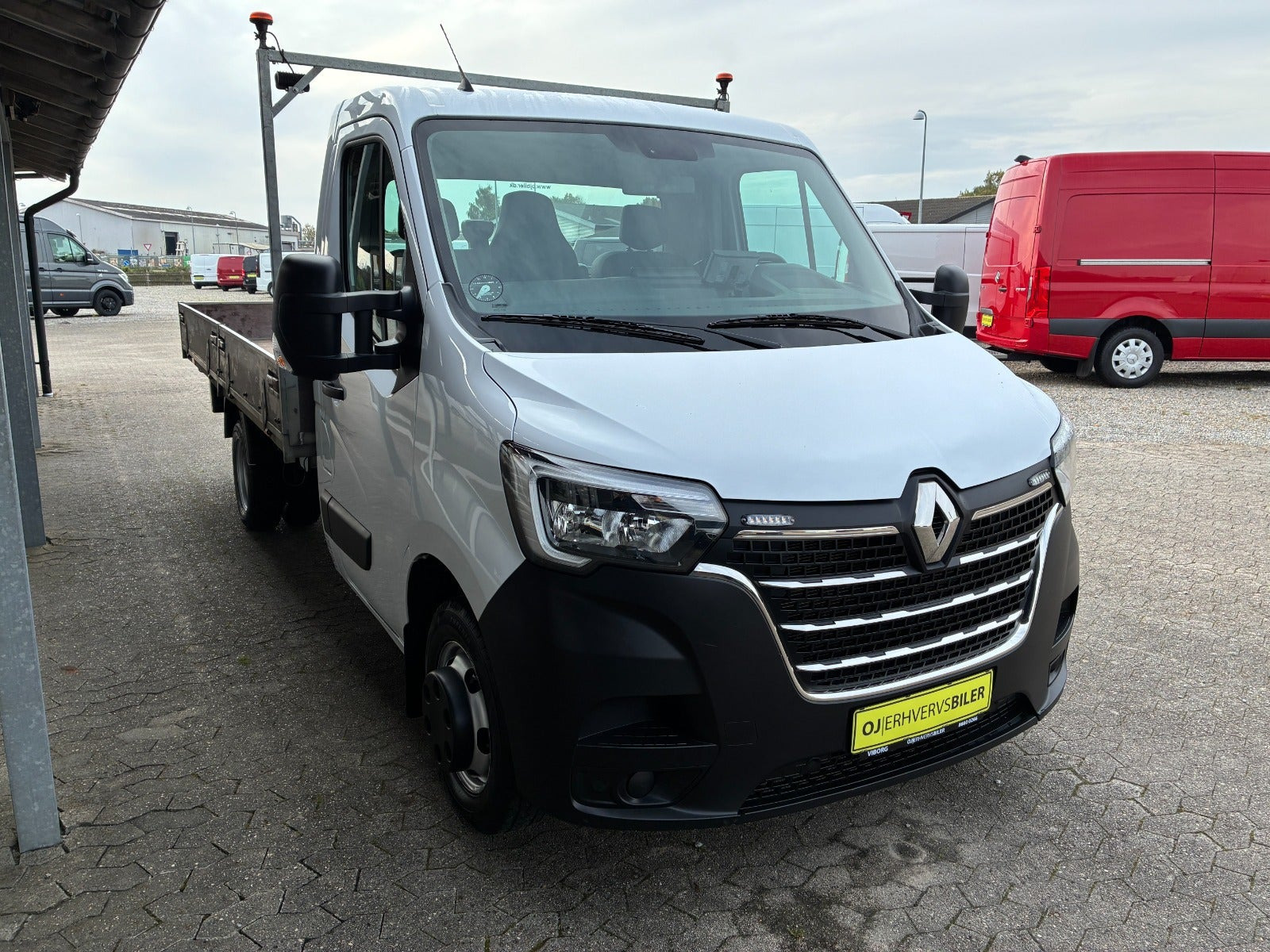Hvid Renault Master IV T35 fra 2020