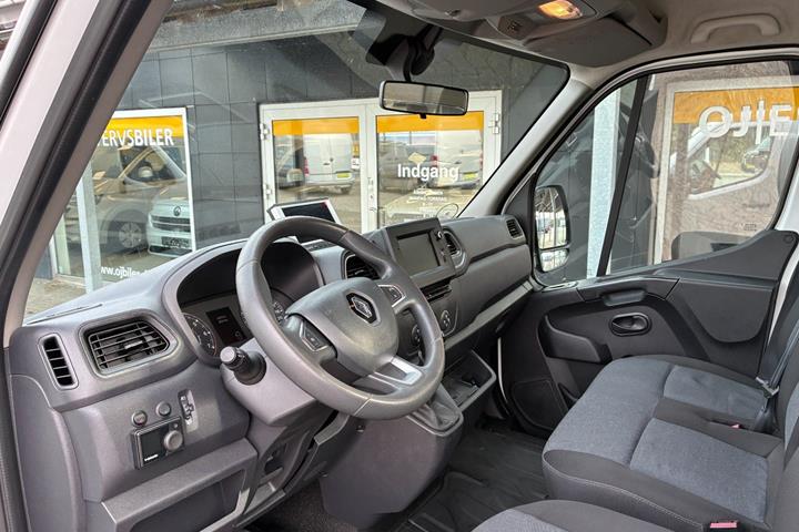 Hvid Renault Master IV T35 fra 2020