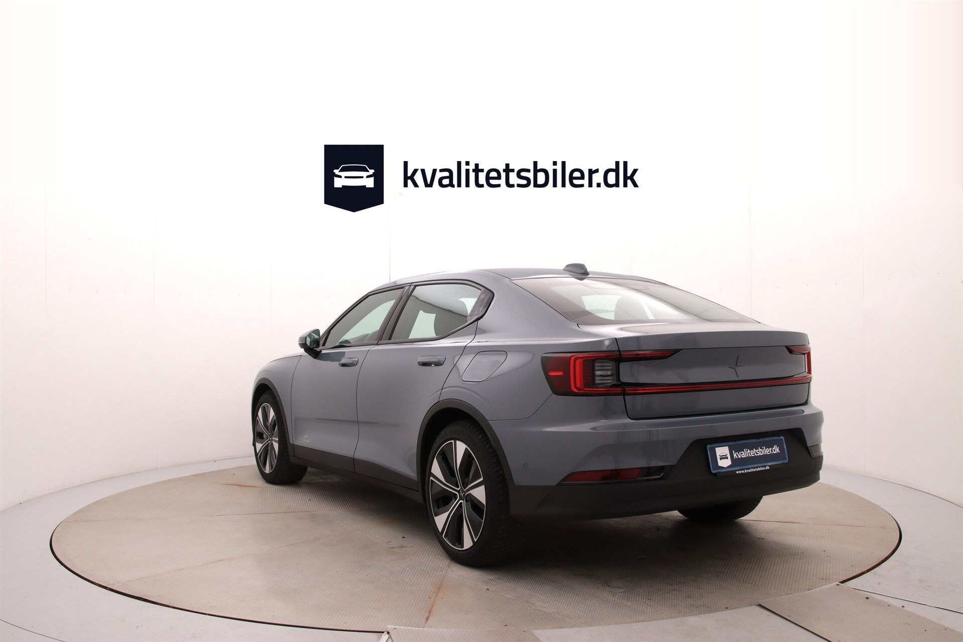 Grå Polestar 2 fra 2023