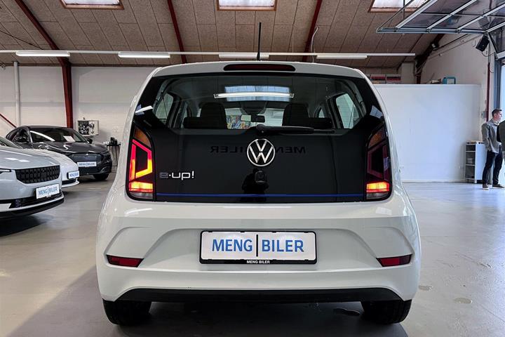 Hvid VW E-UP! fra 2021