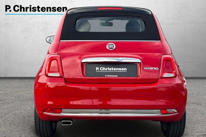 Rød Fiat 500C fra 2023