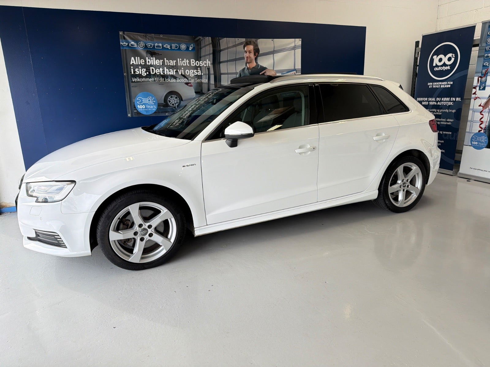 Hvid Audi A3 fra 2017