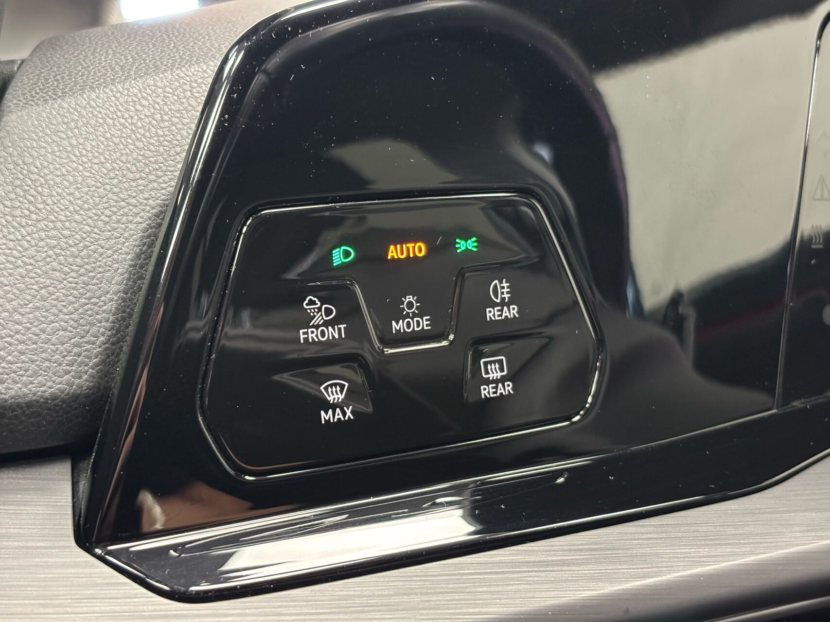 Blå VW Golf fra 2021