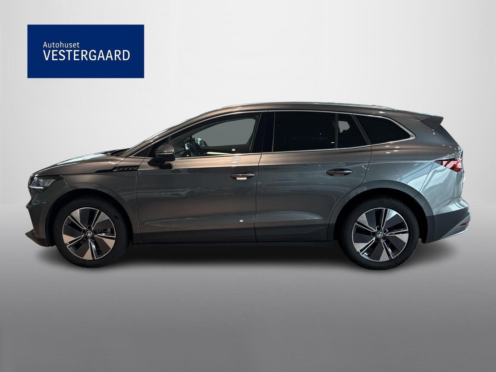 Grå Skoda Enyaq fra 2024