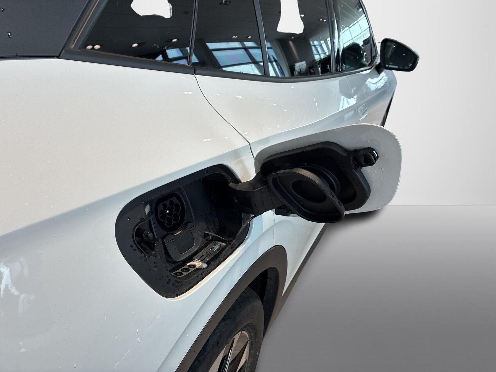 Hvid VW ID.4 fra 2024
