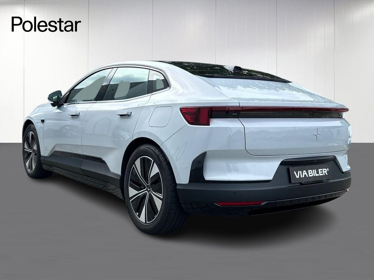 undefined Polestar 4 fra 2026