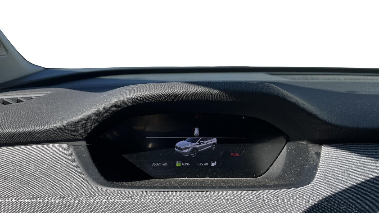 Blå Skoda Enyaq fra 2023