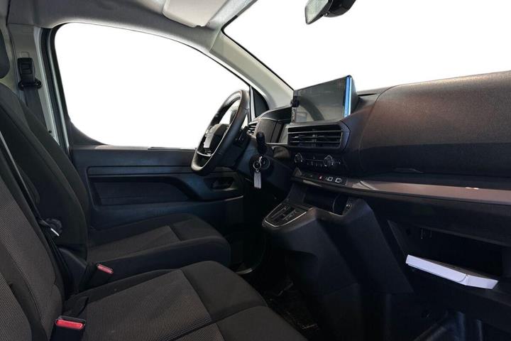Hvid Toyota ProAce fra 2025