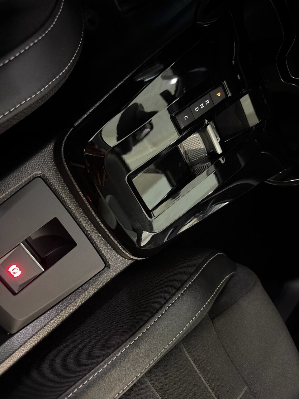 Grå Citroën ë-C3 fra 2025