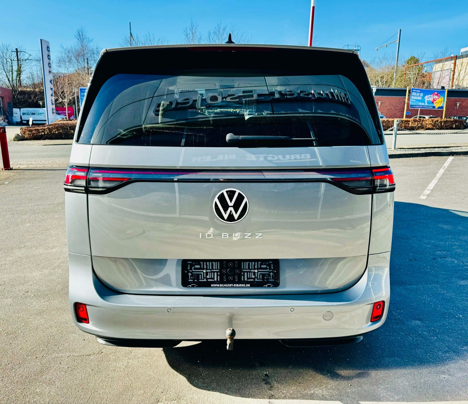 Sølv VW ID.Buzz fra 2023