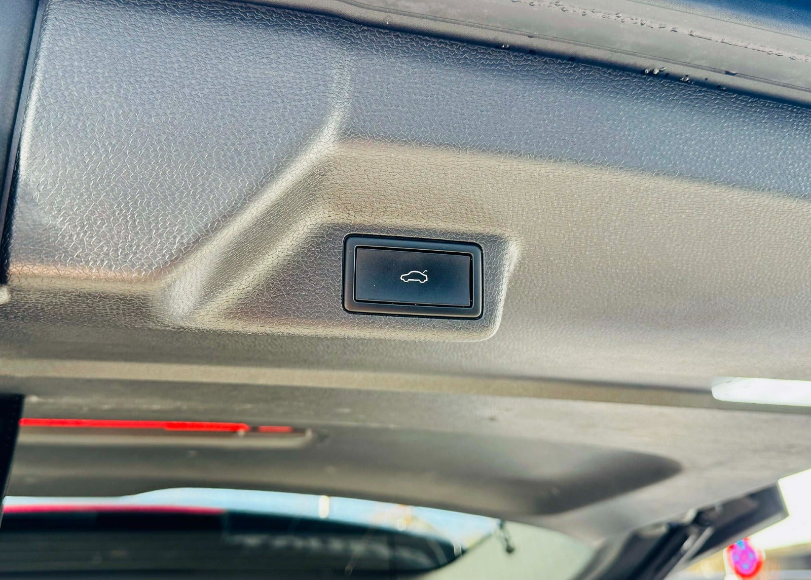 Sølv VW ID.Buzz fra 2023