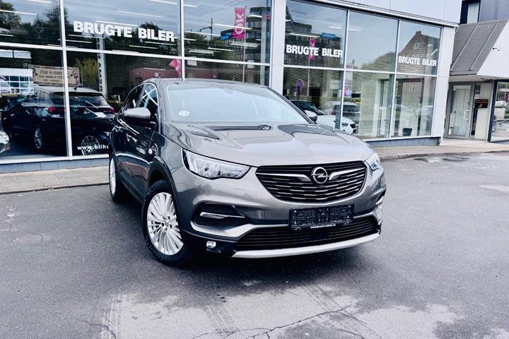 Grå Opel Grandland X fra 2018