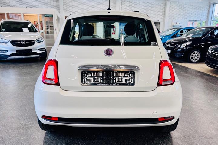 Hvid Fiat 500 fra 2016