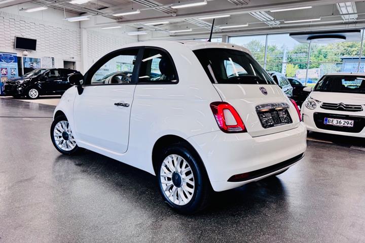 Hvid Fiat 500 fra 2016