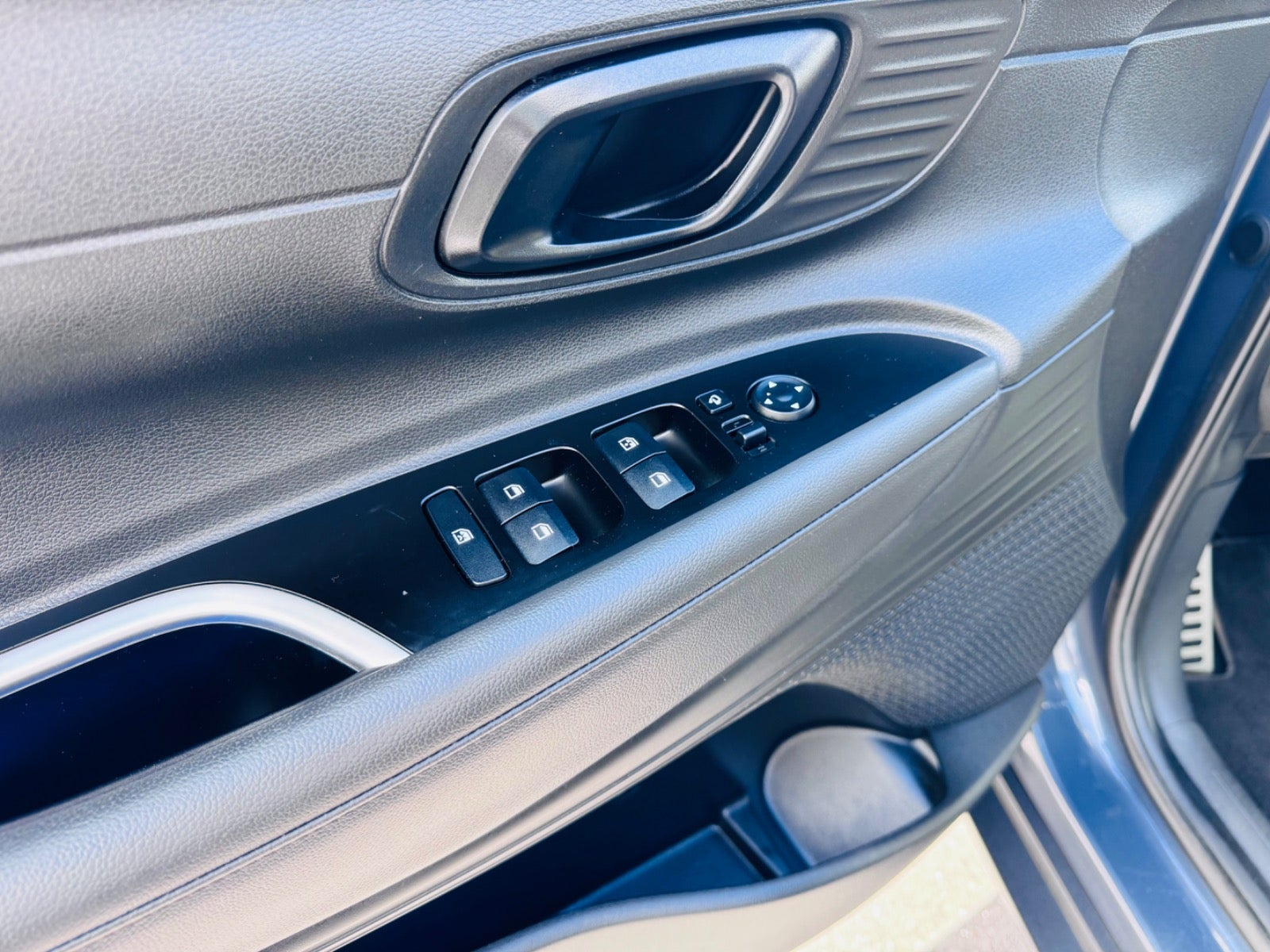 Grå Hyundai Bayon fra 2022