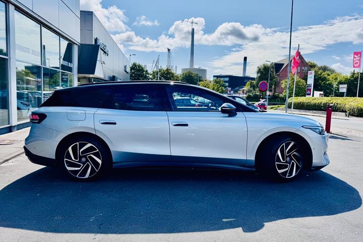 Sølv VW ID.7 fra 2025