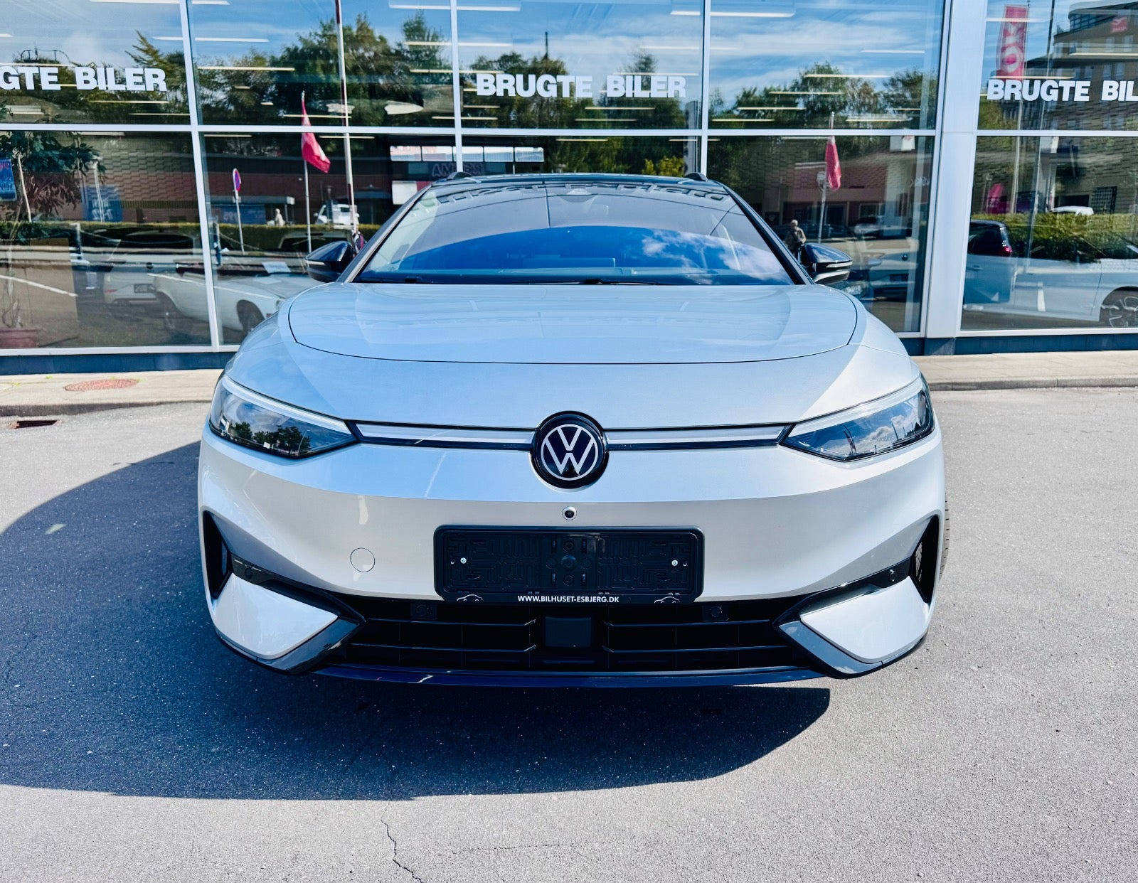 Sølv VW ID.7 fra 2025
