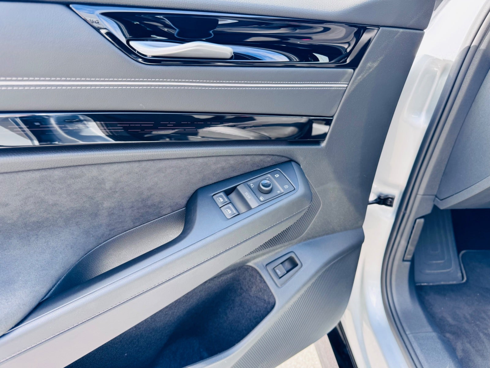 Sølv VW ID.7 fra 2025