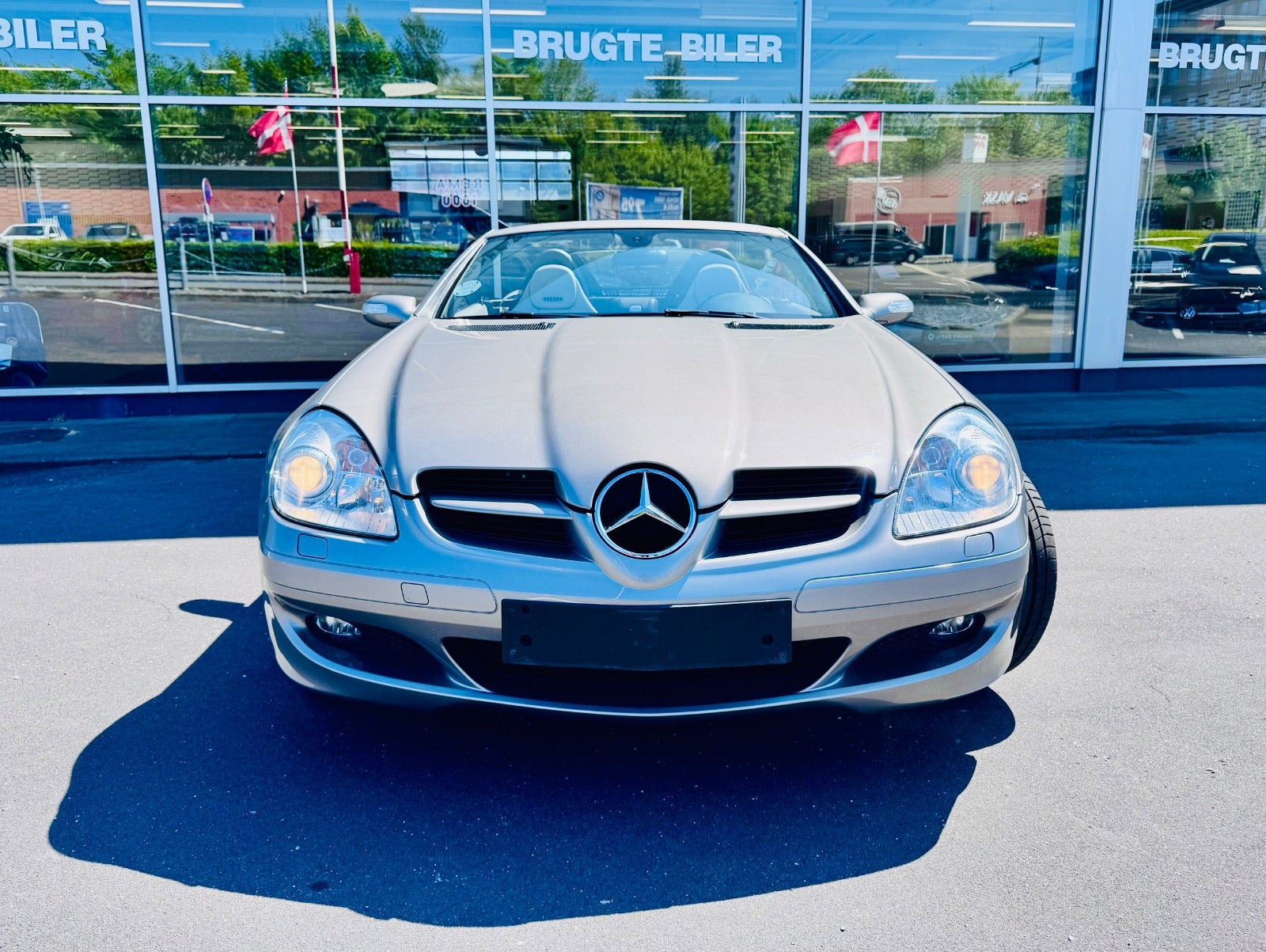 Orange Mercedes SLK280 fra 2007