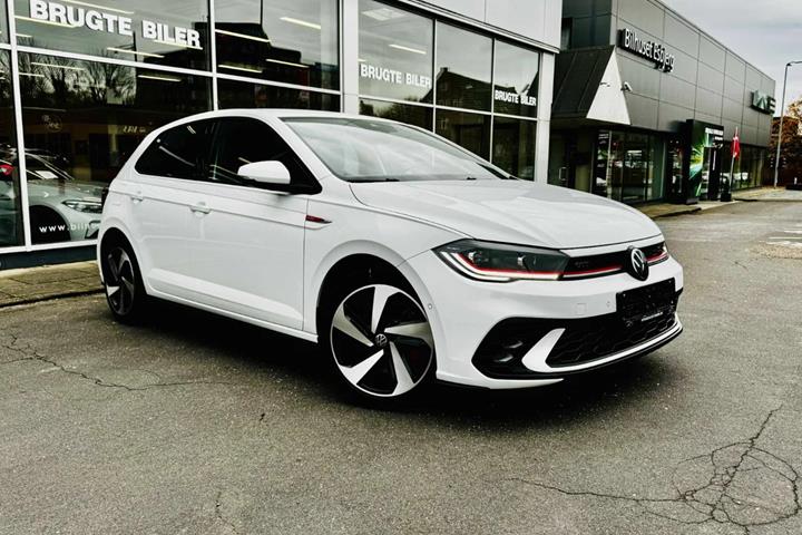 Hvid VW Polo fra 2025