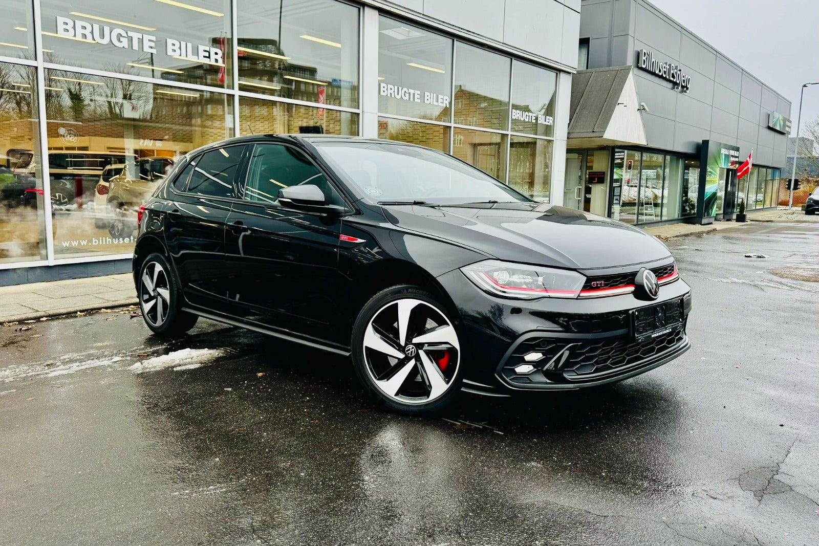 Sort VW Polo fra 2022