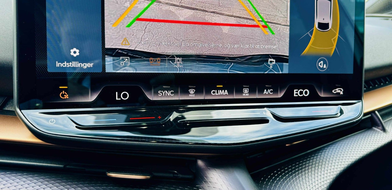 Grå Cupra Tavascan fra 2025