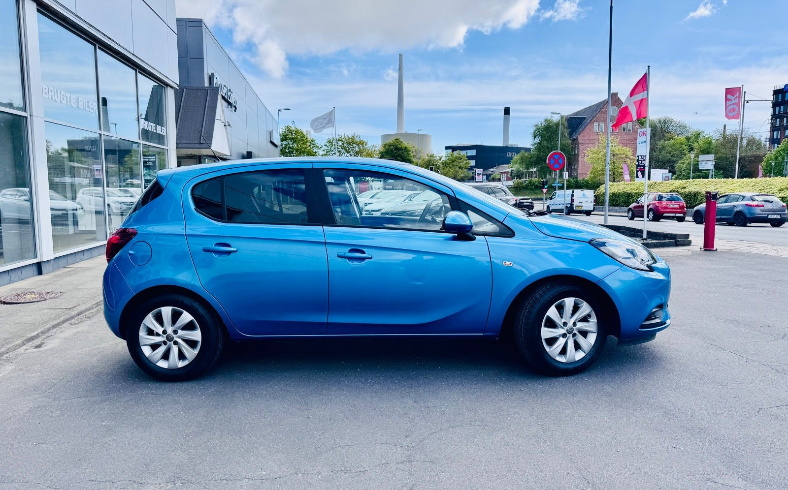 Blå Opel Corsa fra 2018