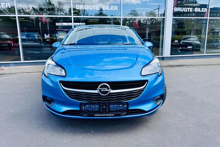 Blå Opel Corsa fra 2018
