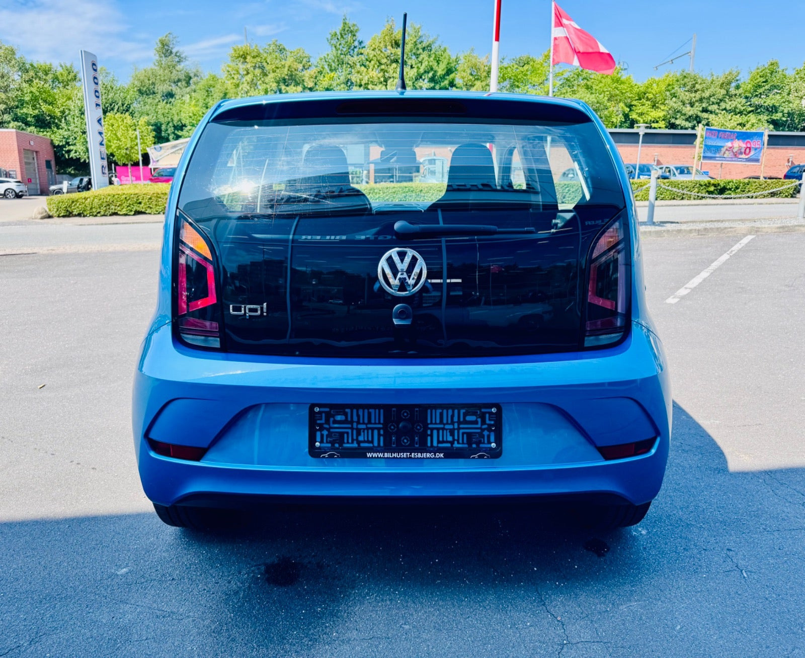 Blå VW UP! fra 2017