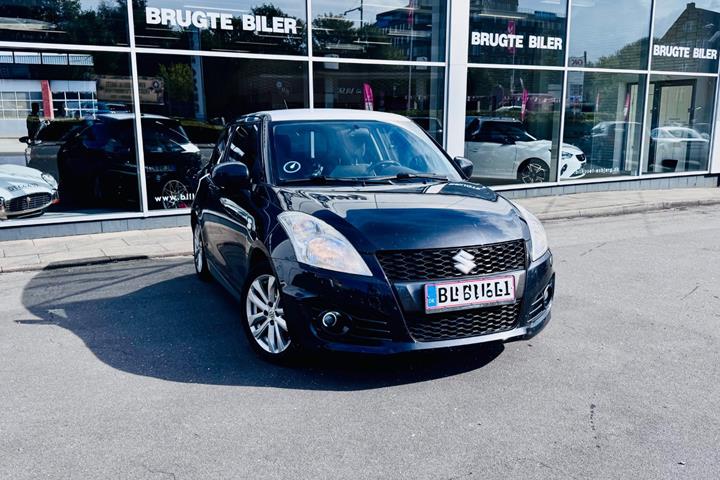 Sort Suzuki Swift fra 2012