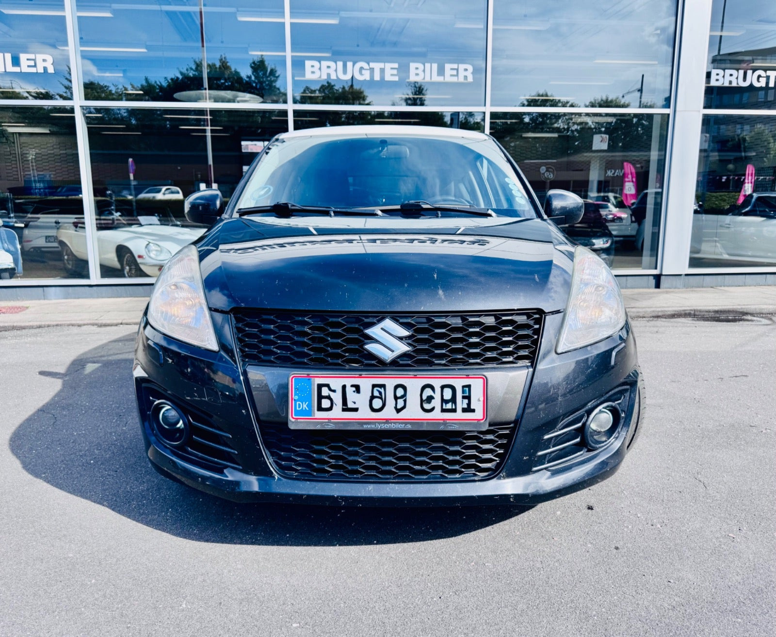 Sort Suzuki Swift fra 2012